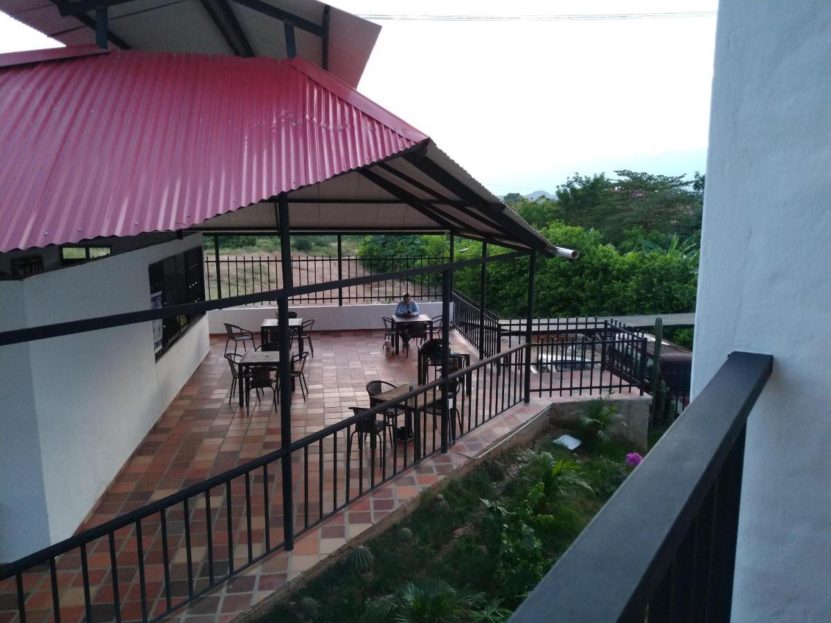 Cosmos Tatacoa Hotel Villavieja Εξωτερικό φωτογραφία